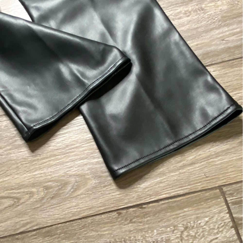 Good American 20 Black Faux Leather Pants - Picture 10 of 13